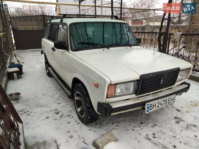 Белый ВАЗ 2104, объемом двигателя 1.5 л и пробегом 444 тыс. км за 1000 $, фото 3 на Automoto.ua