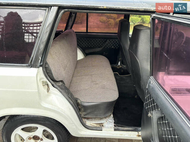 Білий ВАЗ 2104, об'ємом двигуна 1.5 л та пробігом 51 тис. км за 700 $, фото 12 на Automoto.ua