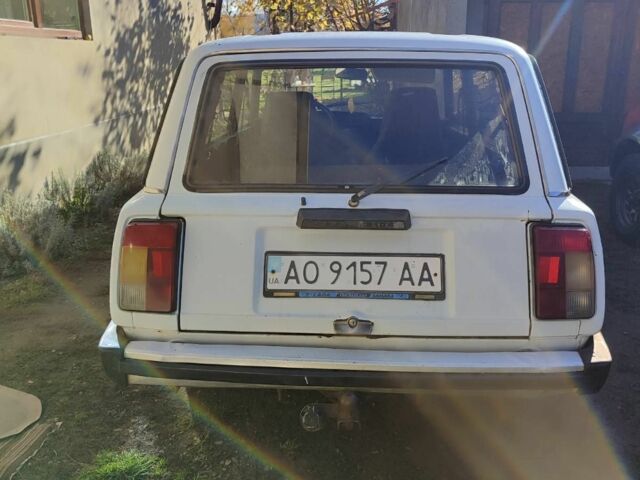 Белый ВАЗ 2104, объемом двигателя 0 л и пробегом 6 тыс. км за 600 $, фото 3 на Automoto.ua