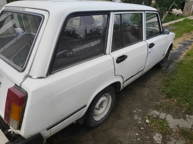 Белый ВАЗ 2104, объемом двигателя 0 л и пробегом 800 тыс. км за 1500 $, фото 2 на Automoto.ua
