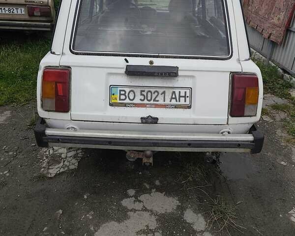 Белый ВАЗ 2104, объемом двигателя 1.5 л и пробегом 800 тыс. км за 1500 $, фото 2 на Automoto.ua