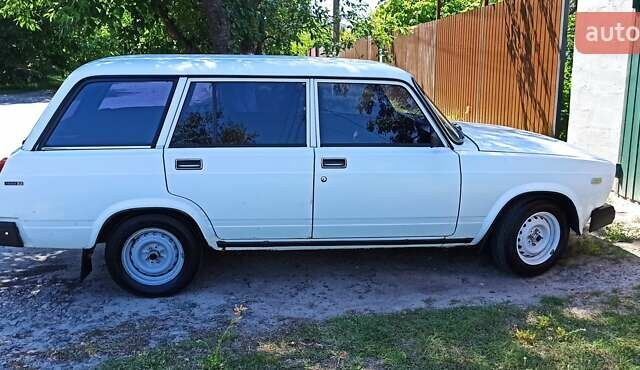 Белый ВАЗ 2104, объемом двигателя 1.45 л и пробегом 120 тыс. км за 1800 $, фото 4 на Automoto.ua