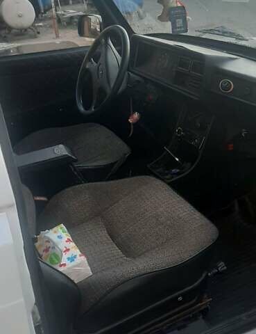 Белый ВАЗ 2104, объемом двигателя 1.57 л и пробегом 683 тыс. км за 2500 $, фото 5 на Automoto.ua