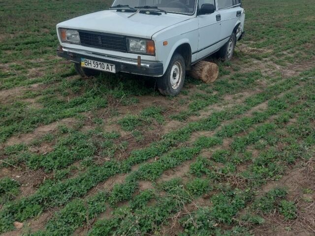 Белый ВАЗ 2104, объемом двигателя 0 л и пробегом 15 тыс. км за 300 $, фото 1 на Automoto.ua