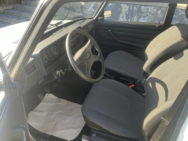 Белый ВАЗ 2104, объемом двигателя 1.6 л и пробегом 13 тыс. км за 1900 $, фото 8 на Automoto.ua