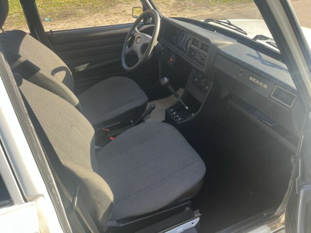 Белый ВАЗ 2104, объемом двигателя 1.6 л и пробегом 13 тыс. км за 1900 $, фото 14 на Automoto.ua