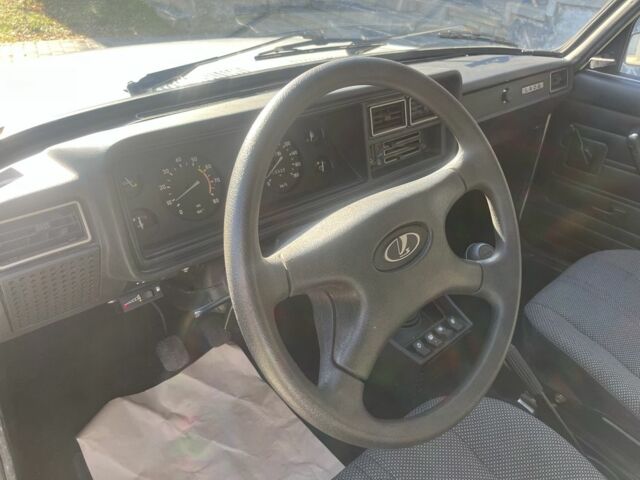 Белый ВАЗ 2104, объемом двигателя 1.6 л и пробегом 13 тыс. км за 1900 $, фото 9 на Automoto.ua