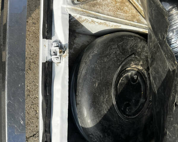 Білий ВАЗ 2104, об'ємом двигуна 1.58 л та пробігом 200 тис. км за 2600 $, фото 6 на Automoto.ua