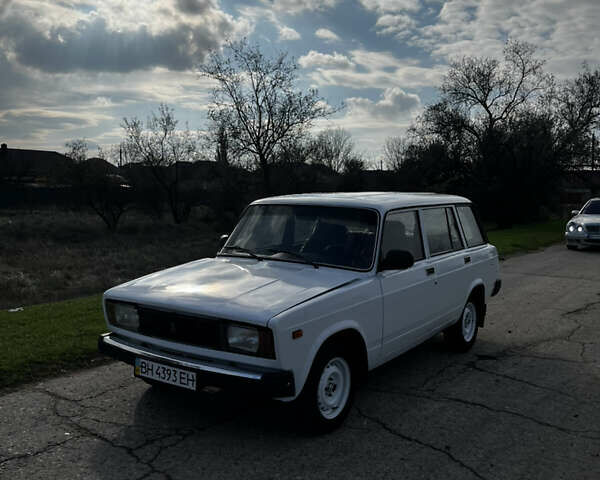Білий ВАЗ 2104, об'ємом двигуна 1.58 л та пробігом 200 тис. км за 2600 $, фото 2 на Automoto.ua