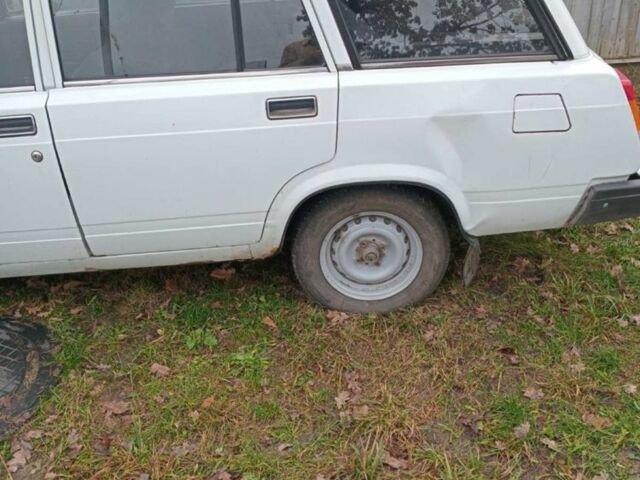 Білий ВАЗ 2104, об'ємом двигуна 1.45 л та пробігом 61 тис. км за 1181 $, фото 1 на Automoto.ua