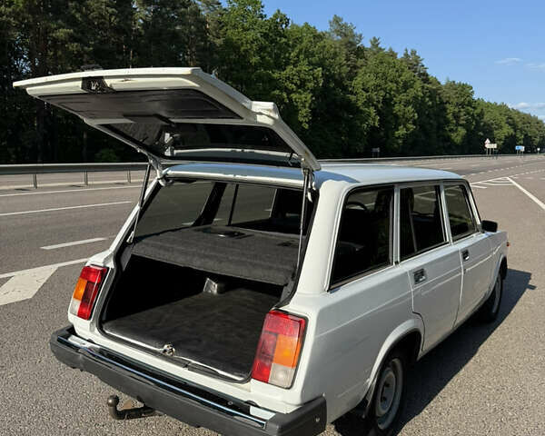 Белый ВАЗ 2104, объемом двигателя 1.5 л и пробегом 41 тыс. км за 1600 $, фото 11 на Automoto.ua