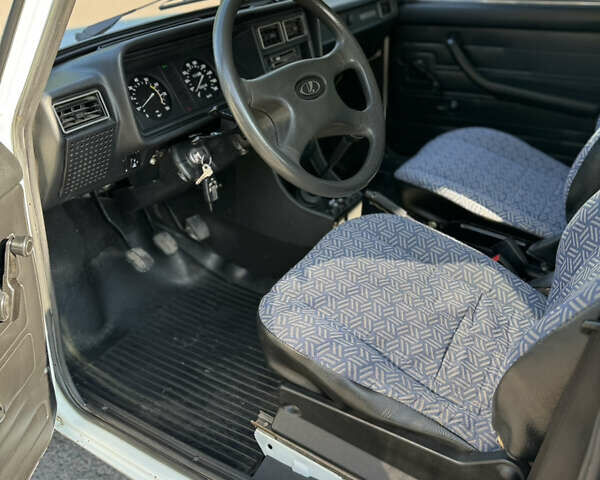 Белый ВАЗ 2104, объемом двигателя 1.5 л и пробегом 41 тыс. км за 1600 $, фото 8 на Automoto.ua