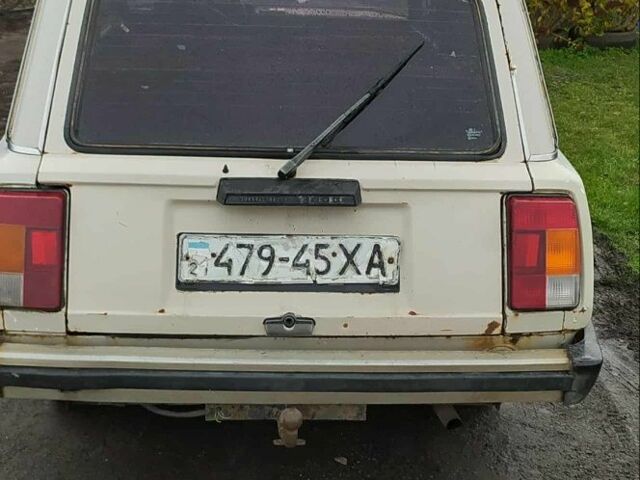 Бежевый ВАЗ 2104, объемом двигателя 1.5 л и пробегом 555 тыс. км за 523 $, фото 1 на Automoto.ua