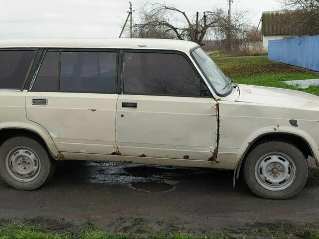 Бежевый ВАЗ 2104, объемом двигателя 1.5 л и пробегом 555 тыс. км за 523 $, фото 3 на Automoto.ua