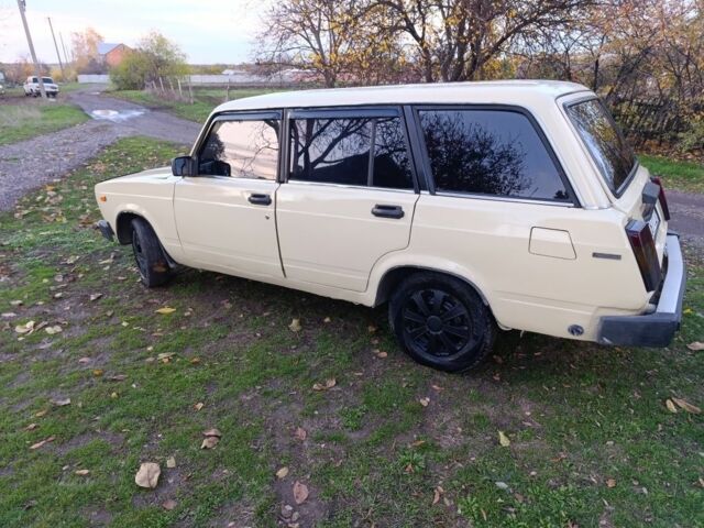 Бежевый ВАЗ 2104, объемом двигателя 1.5 л и пробегом 100 тыс. км за 1000 $, фото 5 на Automoto.ua