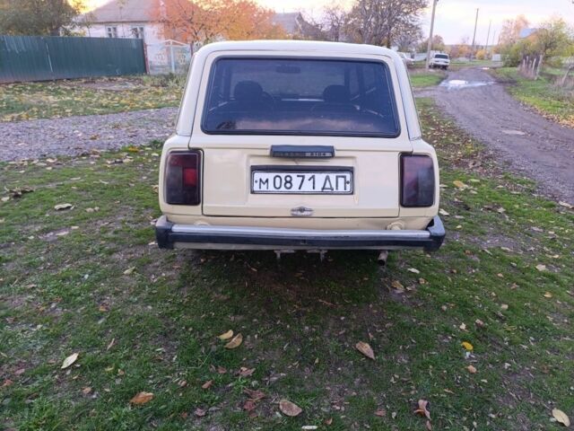 Бежевый ВАЗ 2104, объемом двигателя 1.5 л и пробегом 100 тыс. км за 1000 $, фото 7 на Automoto.ua