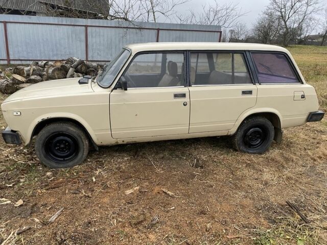 Бежевий ВАЗ 2104, об'ємом двигуна 1.5 л та пробігом 300 тис. км за 750 $, фото 1 на Automoto.ua