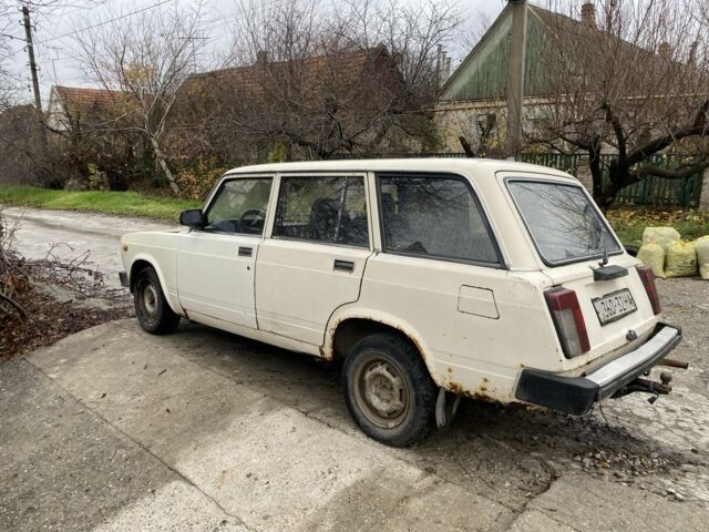 Бежевый ВАЗ 2104, объемом двигателя 1.5 л и пробегом 548 тыс. км за 500 $, фото 2 на Automoto.ua