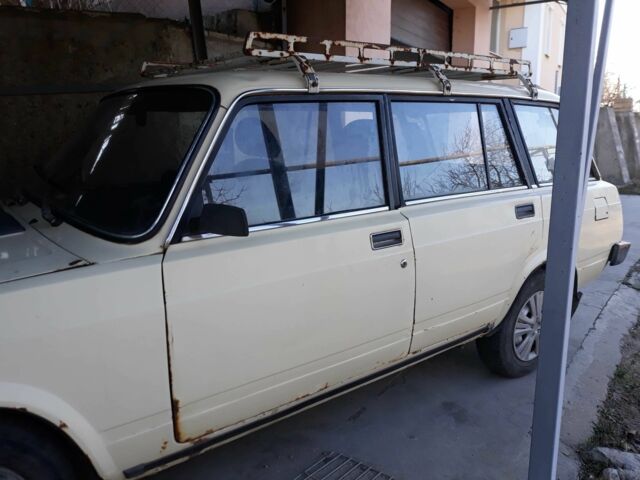 Бежевый ВАЗ 2104, объемом двигателя 1.3 л и пробегом 250 тыс. км за 598 $, фото 2 на Automoto.ua