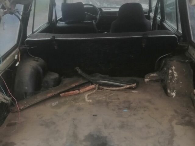 Бежевый ВАЗ 2104, объемом двигателя 1.5 л и пробегом 112 тыс. км за 237 $, фото 4 на Automoto.ua