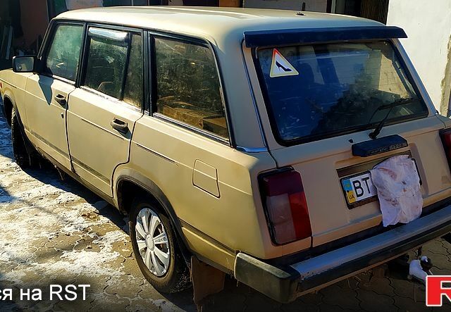 Бежевый ВАЗ 2104, объемом двигателя 1.5 л и пробегом 351 тыс. км за 1000 $, фото 3 на Automoto.ua