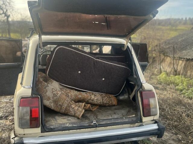 Бежевый ВАЗ 2104, объемом двигателя 1.5 л и пробегом 200 тыс. км за 380 $, фото 2 на Automoto.ua