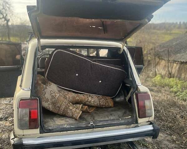 Бежевий ВАЗ 2104, об'ємом двигуна 1.5 л та пробігом 200 тис. км за 380 $, фото 1 на Automoto.ua