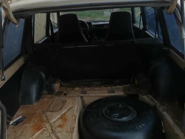 Бежевый ВАЗ 2104, объемом двигателя 8 л и пробегом 15 тыс. км за 900 $, фото 2 на Automoto.ua