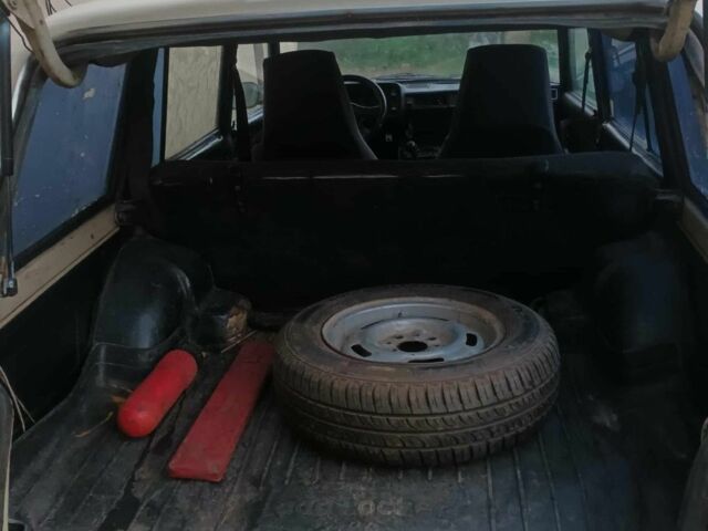 Бежевый ВАЗ 2104, объемом двигателя 8 л и пробегом 15 тыс. км за 900 $, фото 3 на Automoto.ua