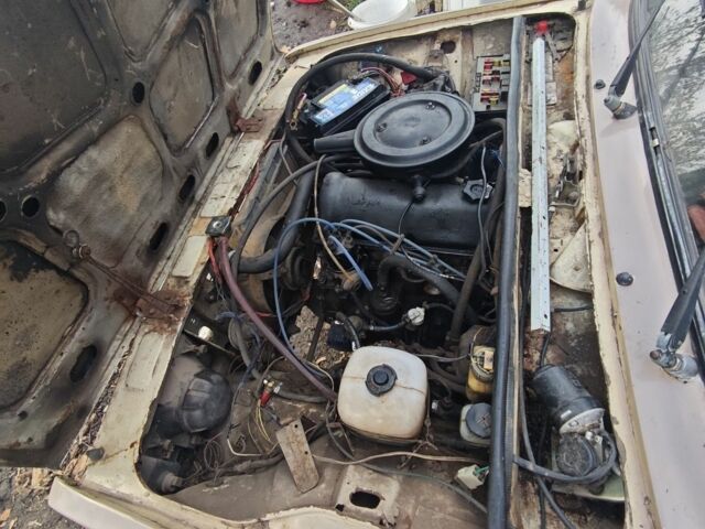 Бежевый ВАЗ 2104, объемом двигателя 1.3 л и пробегом 200 тыс. км за 596 $, фото 7 на Automoto.ua