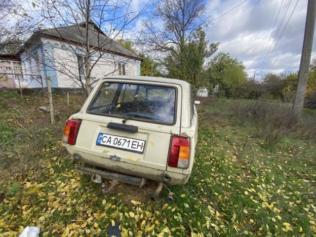 ВАЗ 2104 1989 в Жашкове на Automoto.ua Бежевый ВАЗ 2104, объемом двигателя 1.5 л и пробегом 2 тыс. км за 420 $, фото 4 на Automoto.ua