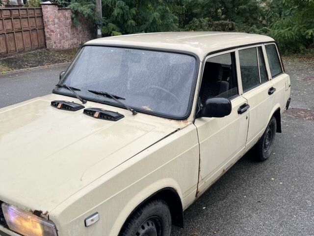 Бежевый ВАЗ 2104, объемом двигателя 1.8 л и пробегом 200 тыс. км за 1000 $, фото 2 на Automoto.ua