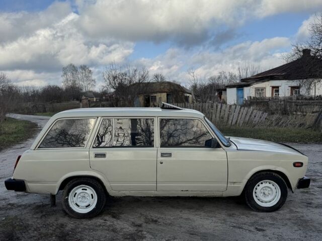Бежевый ВАЗ 2104, объемом двигателя 1.3 л и пробегом 250 тыс. км за 650 $, фото 4 на Automoto.ua