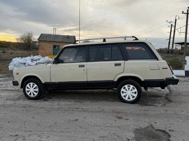 Бежевий ВАЗ 2104, об'ємом двигуна 1.5 л та пробігом 100 тис. км за 666 $, фото 7 на Automoto.ua