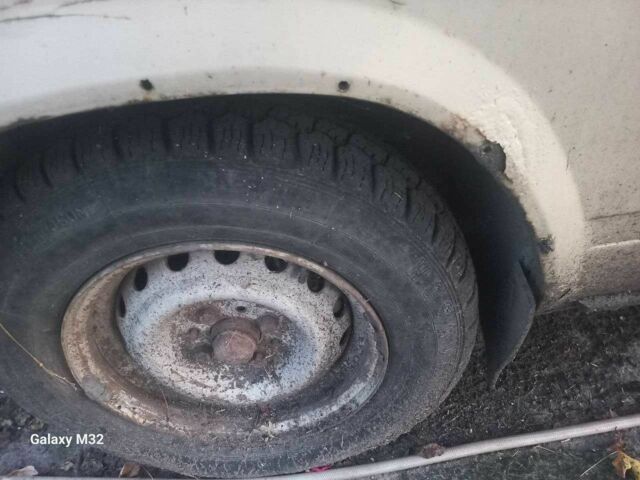 Бежевый ВАЗ 2104, объемом двигателя 0 л и пробегом 50 тыс. км за 357 $, фото 4 на Automoto.ua