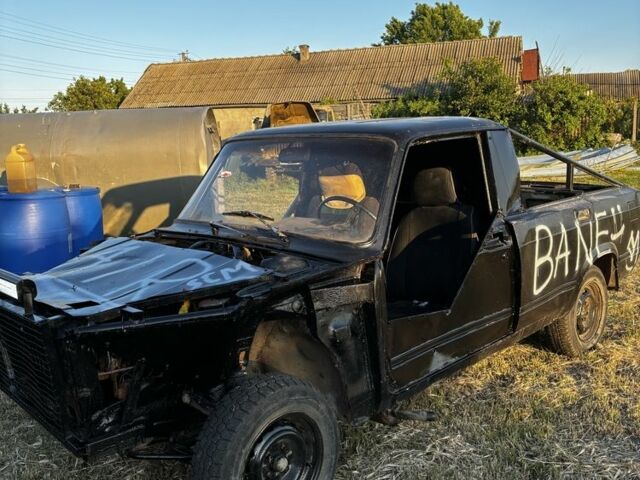 Черный ВАЗ 2104, объемом двигателя 1.3 л и пробегом 666 тыс. км за 200 $, фото 2 на Automoto.ua