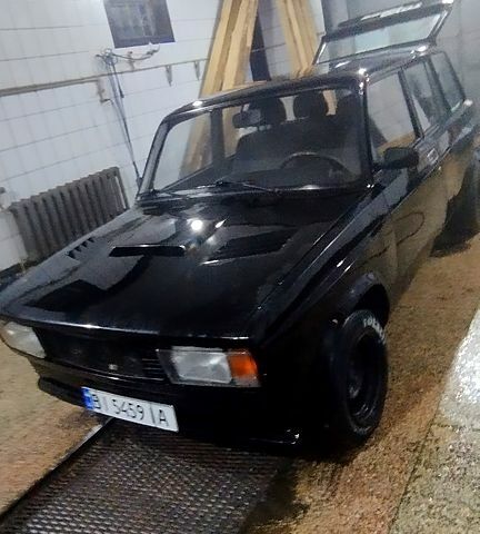 Черный ВАЗ 2104, объемом двигателя 1.3 л и пробегом 0 тыс. км за 1300 $, фото 3 на Automoto.ua