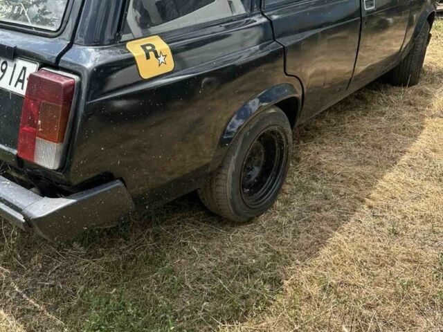 Черный ВАЗ 2104, объемом двигателя 1.3 л и пробегом 150 тыс. км за 750 $, фото 2 на Automoto.ua