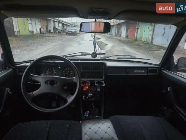 Чорний ВАЗ 2104, об'ємом двигуна 1.5 л та пробігом 325 тис. км за 700 $, фото 4 на Automoto.ua