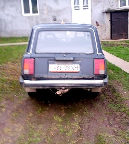 Черный ВАЗ 2104, объемом двигателя 1.5 л и пробегом 180 тыс. км за 550 $, фото 2 на Automoto.ua