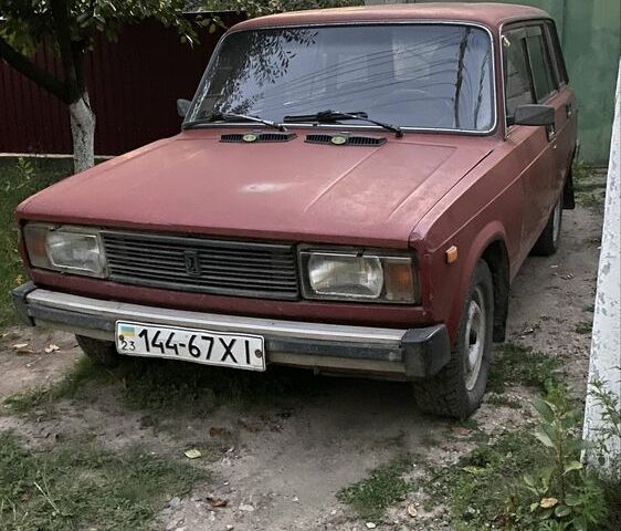 Фиолетовый ВАЗ 2104, объемом двигателя 0 л и пробегом 14 тыс. км за 850 $, фото 1 на Automoto.ua