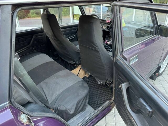 Фиолетовый ВАЗ 2104, объемом двигателя 1.7 л и пробегом 900 тыс. км за 1900 $, фото 9 на Automoto.ua