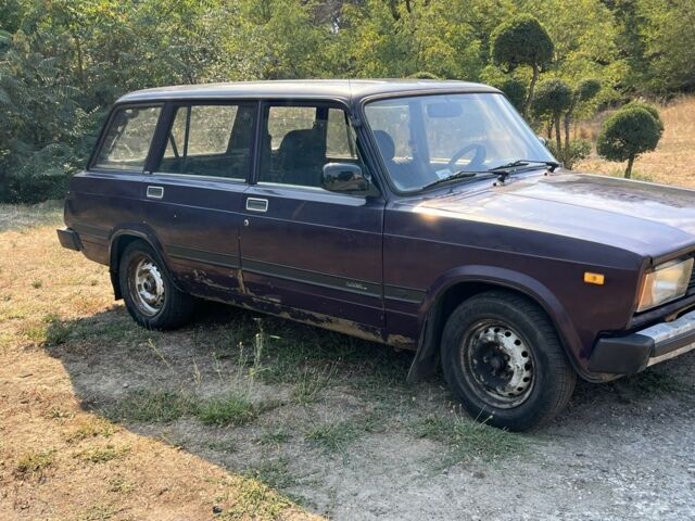 Фиолетовый ВАЗ 2104, объемом двигателя 1.5 л и пробегом 1 тыс. км за 544 $, фото 1 на Automoto.ua