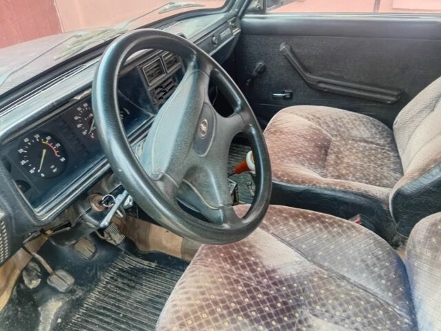 Фиолетовый ВАЗ 2104, объемом двигателя 1.5 л и пробегом 1 тыс. км за 650 $, фото 4 на Automoto.ua