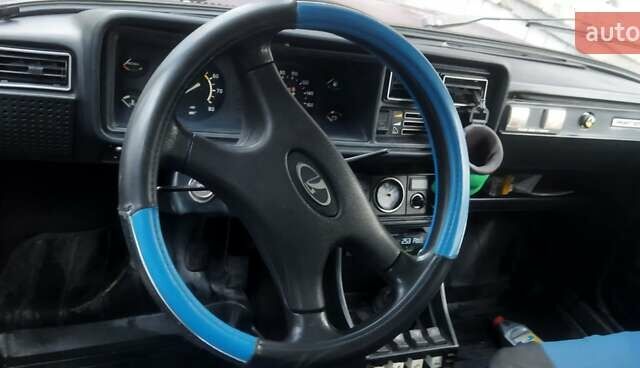 Фиолетовый ВАЗ 2104, объемом двигателя 1.4 л и пробегом 180 тыс. км за 1250 $, фото 5 на Automoto.ua