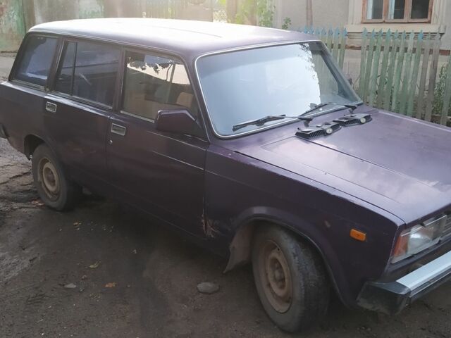 Фиолетовый ВАЗ 2104, объемом двигателя 1.5 л и пробегом 111 тыс. км за 600 $, фото 7 на Automoto.ua
