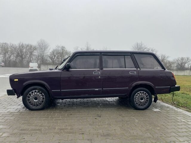 Фиолетовый ВАЗ 2104, объемом двигателя 1.5 л и пробегом 93 тыс. км за 1100 $, фото 1 на Automoto.ua