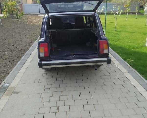 Фиолетовый ВАЗ 2104, объемом двигателя 1.5 л и пробегом 222 тыс. км за 1300 $, фото 5 на Automoto.ua