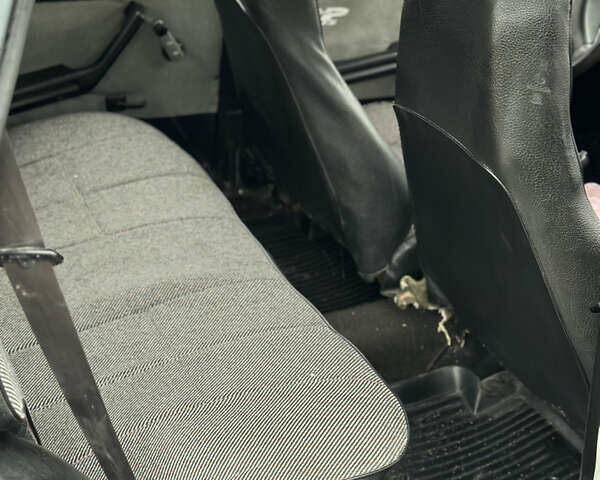 Фіолетовий ВАЗ 2104, об'ємом двигуна 1.5 л та пробігом 28 тис. км за 750 $, фото 6 на Automoto.ua