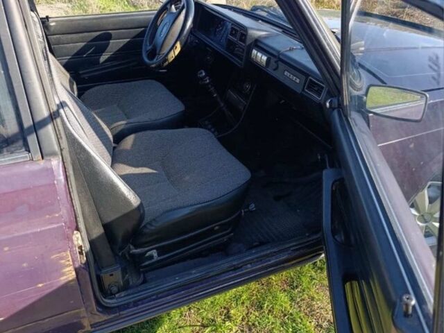 Фіолетовий ВАЗ 2104, об'ємом двигуна 1.5 л та пробігом 195 тис. км за 524 $, фото 4 на Automoto.ua